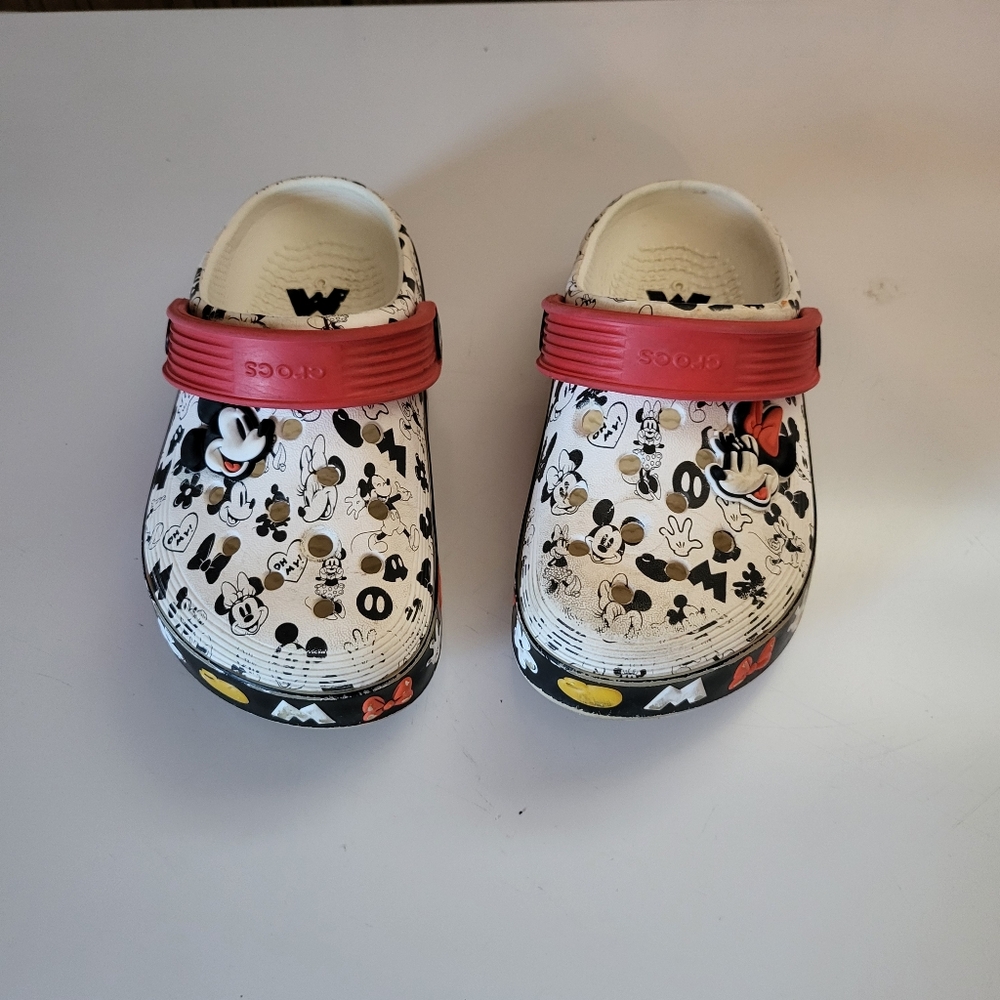 CROCS Kids' Mickey and Minnie Mouse Clogs- Red and Black size 10